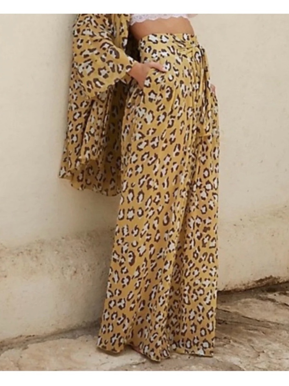 FREE PEOPLE wide leg leopard pants, size small